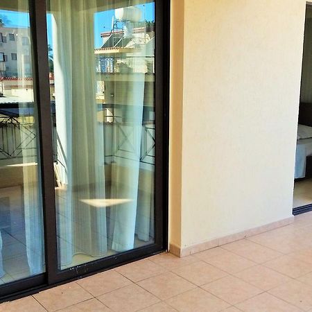 101 Mandritis Court Daire Larnaca Dış mekan fotoğraf